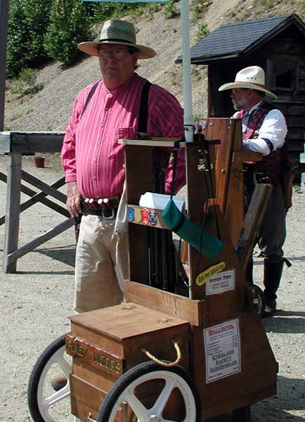 Bear Lee Tallable at 2004 Fracas at Pemi Gulch.